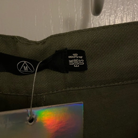 Misguided cargo pants in Khaki green, size US 4/UK8 - Picture 3 of 6